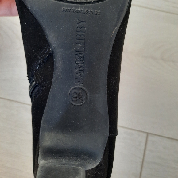 Ankle boots - Picture 3 of 3